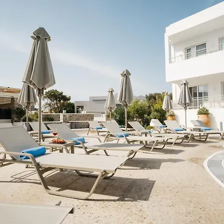 Cyano Hotel 4*