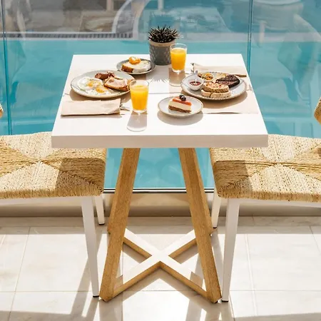 Hotel Cyano Plakiás